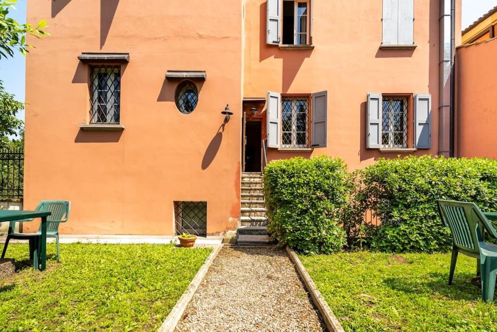 Apartamento Elegant Apt, Wi-Fi And Garden Bolonia Exterior foto